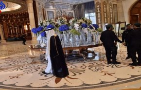 تعذيب رجال أعمال أجانب في فندق 