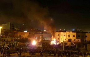 قتلى باحداث مريبة، اثر خمسة ايام من الاحتجاجات في ايران 