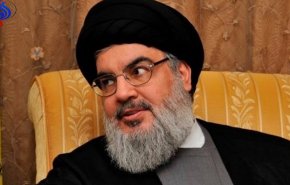 شاهد.. السيد نصر الله يلعب كرة القدم !