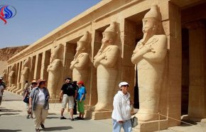 مصر تتوقع جذب ما يصل إلى مليوني سائح روسي في 2018