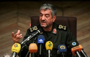 حرس الثورة يكشف السبب الرئيس لفرض الحظر على ايران