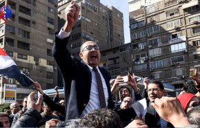 خالد علي يؤكد استمراره في سباق الرئاسة المصرية: لن نستسلم..