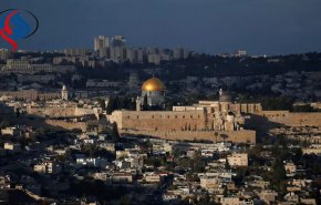 لجنة القدس تحذّر من مشروع تقسيم أو هدم الأقصی المبارك

