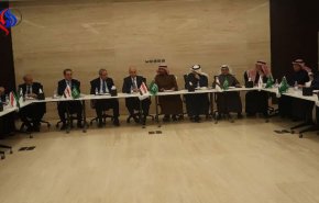 العراق والسعودية يوقعان مذكرتي تفاهم لتطوير منفذ عرعر الحدوي ومشاريع استراتيجية