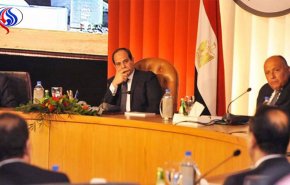 مصر.. تفاصيل محاولة استهداف طائرة وزيرين على لسان السيسي
