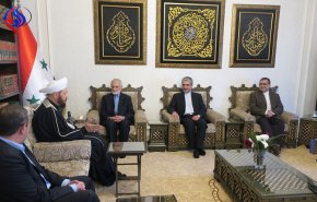  خرازي يشيد بدور المفتي العام السوري في الوحدة بين المسلمين 