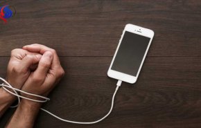 إدمان الهاتف الذكي.. 7 نصائح للتخلص منه