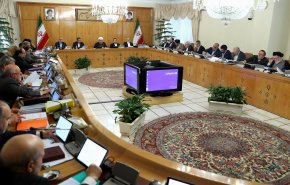 مجوز سرمایه گذاری در طرح تولید کاغذ از کربنات کلسیم در شهرستان خرامه صادر شد/ آیین نامه تشویق صادرکنندگان نمونه اصلاح شد
