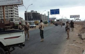 مليشيات هادي تعلن عن انقلاب إماراتي مكتمل الاركان في عدن