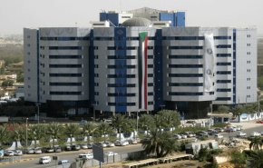     السودان يخفض عملته الى ثلاثين جنيها للدولار الواحد