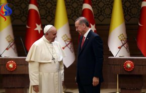 أردوغان والبابا فرنسيس يؤكدان ضرورة الحفاظ على وضع القدس