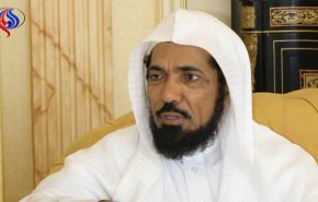 العودة يتصل بذويه لأول مرة منذ اعتقاله؛ونجله يعلق