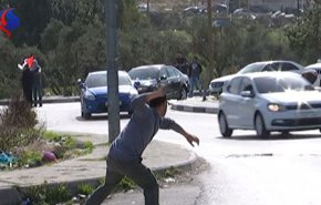 اصابة المئات من الفلسطينيين في مواجهتهم مع الاحتلال