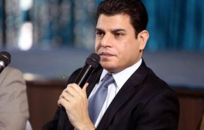 سالم زهران.. الأرض لنا والجو لنا