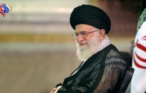 القائد يشكر الشعب على مشاركته الملحمية بذكرى انتصار الثورة