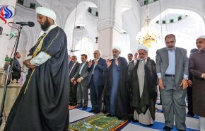 ظريف : حضور جماهيري حاشد للاستماع إلى خطاب روحاني بالهند