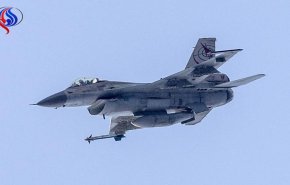 طيران الاحتلال يقصف جنوب غزة بـ10 صواريخ
