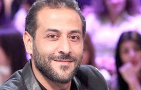 النجم السوري عبد المنعم عمايري يكشف حقيقة إصابته هو أو أحد أفراد عائلته بقذائف الهاون