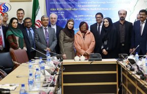 بالصور/ ايران والهند توقعان مذكرة تفاهم لتبادل المعلومات والتكنولوجيا