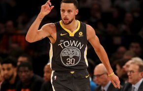 الفوز الـ 13 تواليا لهيوستن على حساب يوتا 96-85