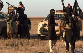 بالصور.. أسلحة اسرائيلية وأمريكية بمخازن 