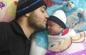 بالصّور: بعد أن فقد أسرته وأطرافه... عراقي يحقق حلم الأبوة
