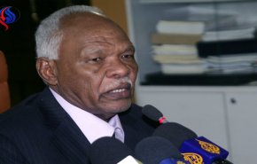 مساعد البشير يطالب بتسهيل حركة النقل إلى سواكن السودانية