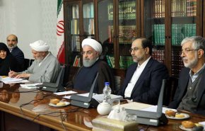 روحاني:نولي اهتماما خاصا للمشاركة النسوية بالادارة والعمل
