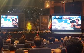 شاهد: تكريم مصور قناة العالم الشهيد 