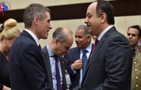 بالتزامن مع زيارة بن سلمان...وزير دفاع بريطانيا يهاتف نظيره القطري