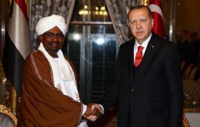 اردوغان يقدم ملياري دولار لـ عمر البشير ، وهذه تفاصيل الصفقة