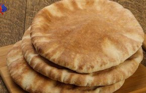 لاعادة الخبز الجاف لطبيعته.. اليكم هذه الطريقة!