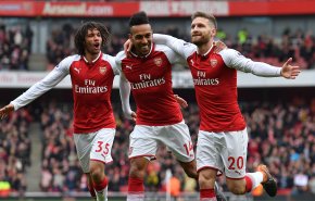 ارسنال يستعيد توازنه محليا بفوز صريح على واتفورد 3-0