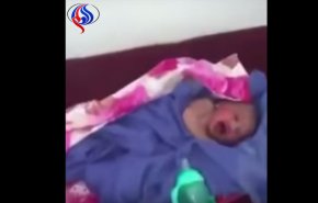 شاهد.. لحظة العثور على طفل “لقيط” في مسجد بالسعودية!