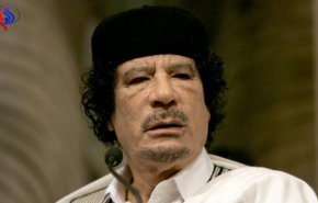 مسؤول ليبي: هذا ما تفعله الإمارات بأموال القذافي ببنوكها