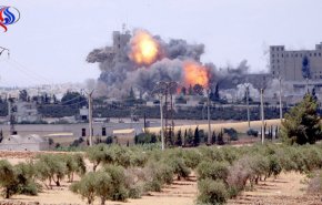 كان يحاول الخروج من الغوطة الشرقية ولكن الارهابيين لم يتركوه و شانه!  