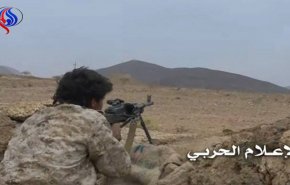 3 عمليات هجومية في الجوف وتعز وقتلى وجرحى في صفوف مرتزقة السعودية