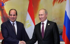 السيسي يهنئ بوتين بفوزه في الانتخابات الرئاسية الروسية