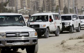 قافلة للهلال الأحمر الى حرستا لإخراج مسلحين وعائلاتهم