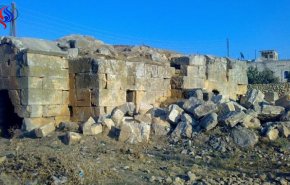 تركيا تدمر ضريح 