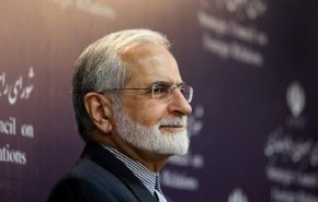 خرازي: نخطط للتخلي عن الدولار في التجارة بين ايران وباكستان