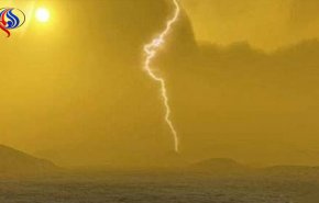 هل تعيش كائنات فضائية في غيوم كوكب الزهرة؟