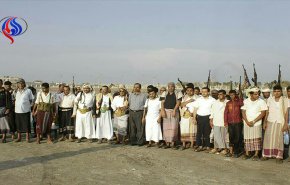 بالصور؛أبناء ومشائخ وقبائل الحديدة يعلنون النفير العام