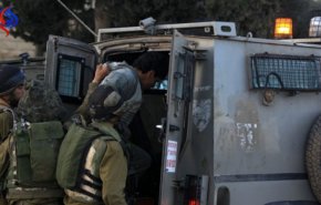 قوات الاحتلال تعتقل 8 فلسطينيين من الضفة والقدس
