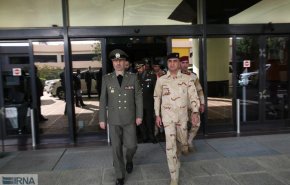 وزير الدفاع الايراني يصل بغداد