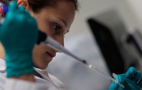 العلماء يقتربون خطوة هامة من تطوير لقاح للإيدز