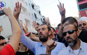 المغرب.. الزفزافي ينسحب من المحاكمة بسبب 