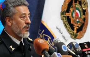 الادميرال سياري يدعو الى إجراء مناورات مشتركة بين إيران وباكستان