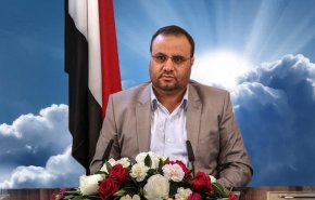 اليمنيون يشيعيون الرئيس الشهيد الصماد اليوم 

