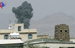 الطيران السعودي يشن غارات عنيفة على صنعاء